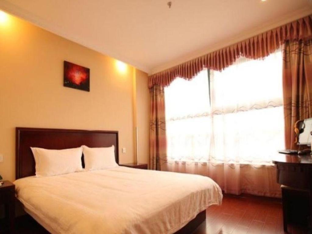 Greentree Inn Suzhou Wujiang Zhenze Town Zhennan Road Express Hotel Bagian luar foto