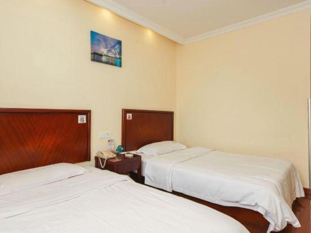 Greentree Inn Suzhou Wujiang Zhenze Town Zhennan Road Express Hotel Bagian luar foto