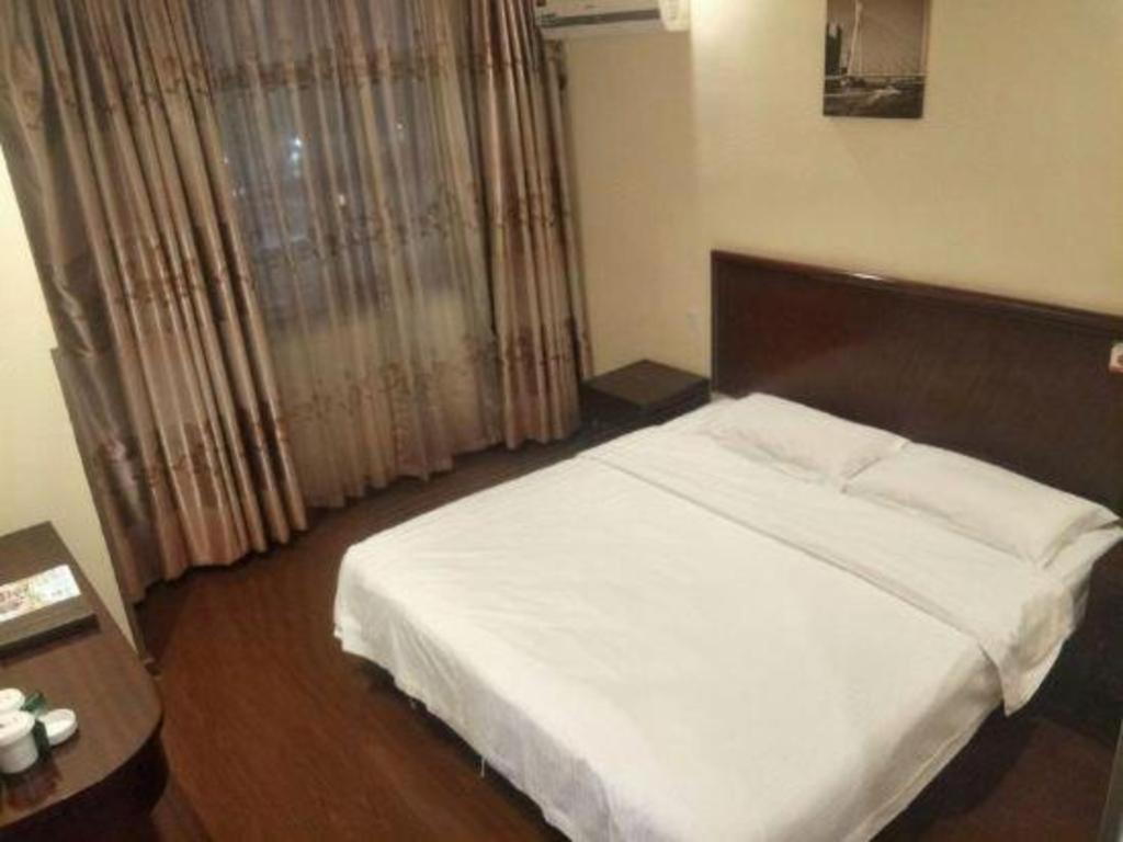 Greentree Inn Suzhou Wujiang Zhenze Town Zhennan Road Express Hotel Bagian luar foto