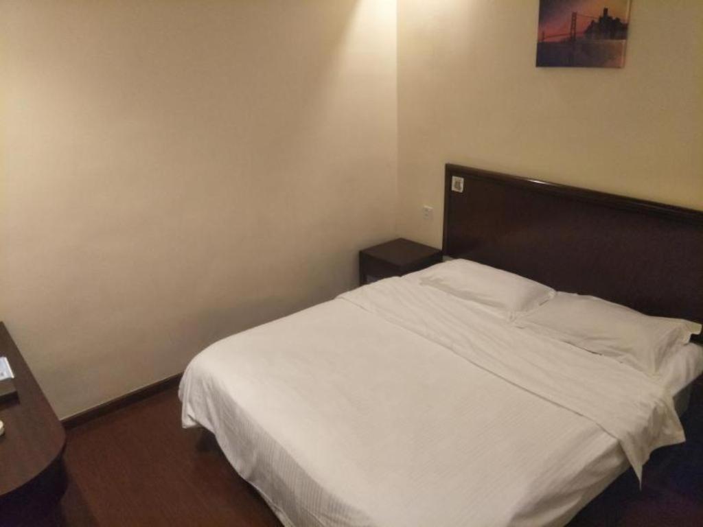 Greentree Inn Suzhou Wujiang Zhenze Town Zhennan Road Express Hotel Bagian luar foto