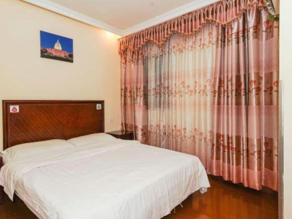 Greentree Inn Suzhou Wujiang Zhenze Town Zhennan Road Express Hotel Bagian luar foto