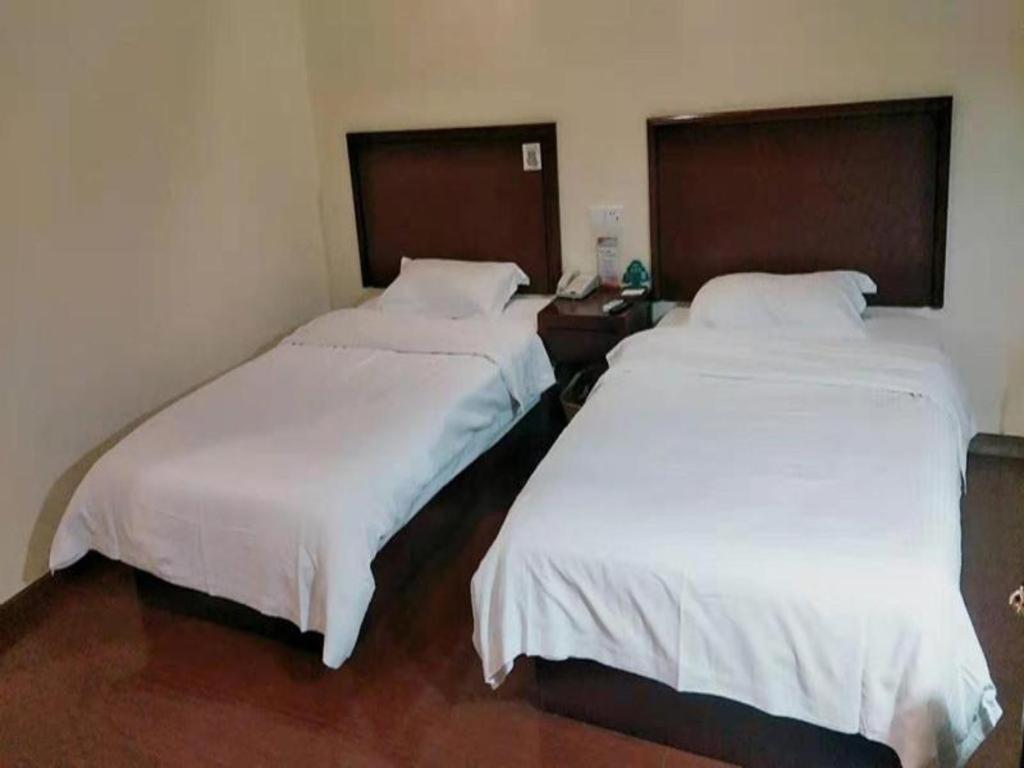 Greentree Inn Suzhou Wujiang Zhenze Town Zhennan Road Express Hotel Bagian luar foto