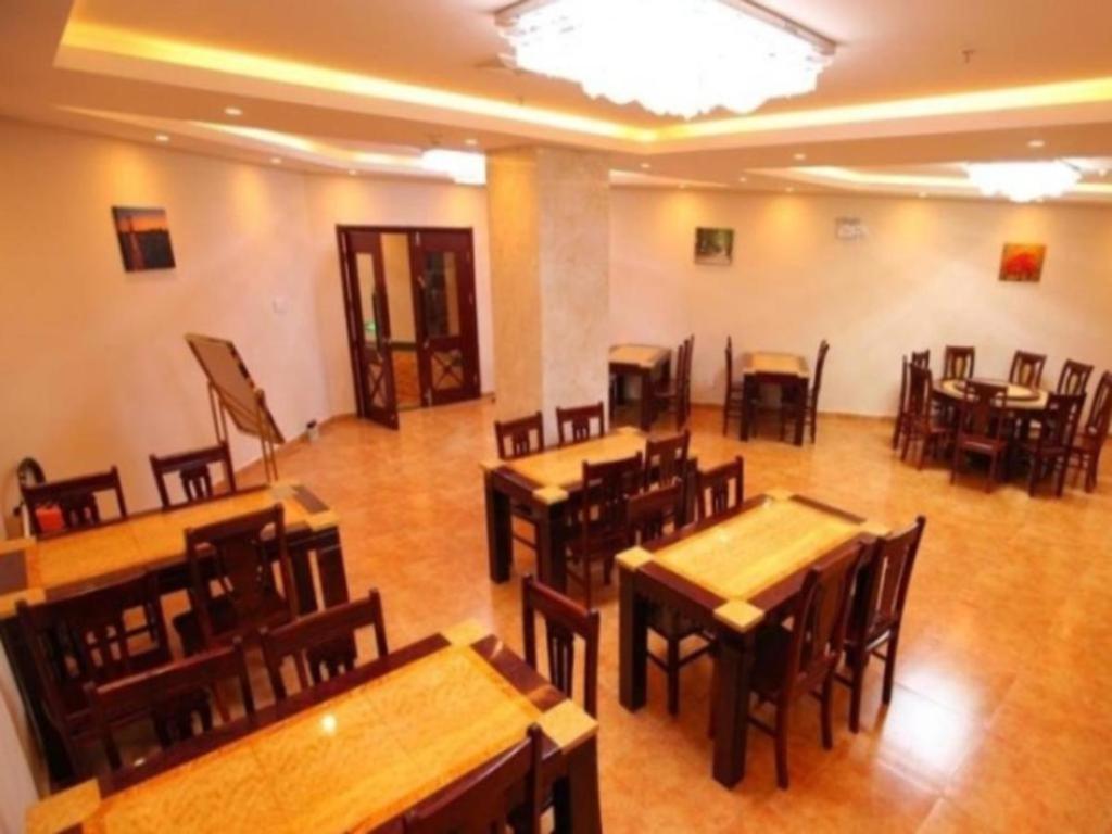 Greentree Inn Suzhou Wujiang Zhenze Town Zhennan Road Express Hotel Bagian luar foto