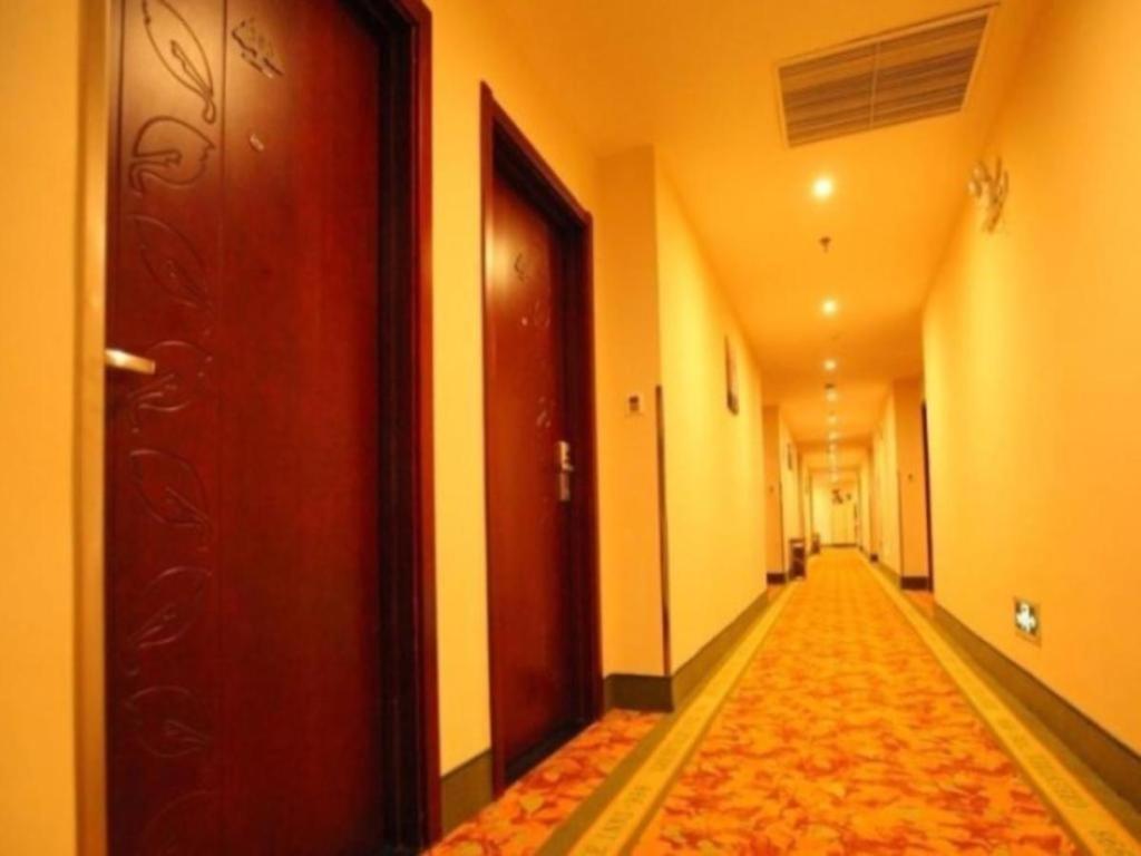 Greentree Inn Suzhou Wujiang Zhenze Town Zhennan Road Express Hotel Bagian luar foto